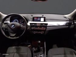 BMW X1 sDrive16d - Miniatura 7