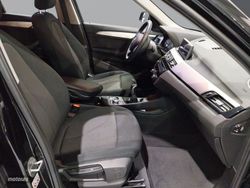 BMW X1 sDrive16d - Miniatura 9
