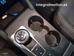 Ford Kuga Titanium 2.0 EcoBlue 140kW 4x4 Auto - Miniatura 18