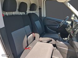 Fiat Doblo Cargo 1.3 Multijet 95 SX SWB 4d - Miniatura 10
