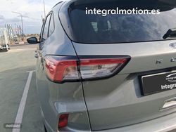Ford Kuga ST-Line X Graphite T 2.5 Duratec FHEV AT - Miniatura 28