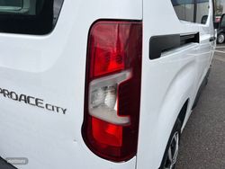 Toyota Proace City Verso Combi 1.5 100CV GX MY20 - Miniatura 28
