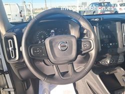 Volvo XC40 2.0 D3 - Miniatura 10