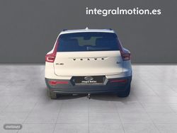 Volvo XC40 2.0 D3 - Miniatura 24