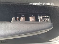 Volvo XC40 2.0 D3 - Miniatura 32