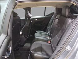 Volvo XC40 2.0 D3 Momentum - Miniatura 10