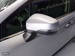 Subaru XV 2.0i Hybrid CVT Executive Plus - Miniatura 31
