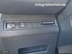 Peugeot 3008 Hybrid 1.2 100KW Allure Pack eDCS6 - Miniatura 19