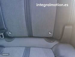 Peugeot 3008 Hybrid 1.2 100KW Allure Pack eDCS6 - Miniatura 23