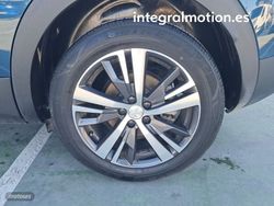 Peugeot 3008 Hybrid 1.2 100KW Allure Pack eDCS6 - Miniatura 29