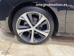 Peugeot 308 5p GT Line 1.2 130CV - Miniatura 11