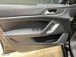 Peugeot 308 5p GT Line 1.2 130CV - Miniatura 12