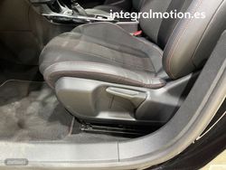Peugeot 308 5p GT Line 1.2 130CV - Miniatura 15