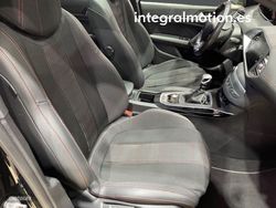 Peugeot 308 5p GT Line 1.2 130CV - Miniatura 18