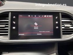 Peugeot 308 5p GT Line 1.2 130CV - Miniatura 27