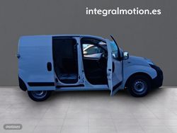 Fiat Fiorino 1.3 JTD CARGO 80CV - Miniatura 15