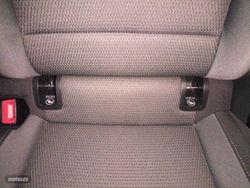 Volkswagen Golf Advance 2.0 TDI 110kW (150CV) DSG - Miniatura 23