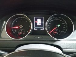 Volkswagen Golf Advance 2.0 TDI 110kW (150CV) DSG - Miniatura 8