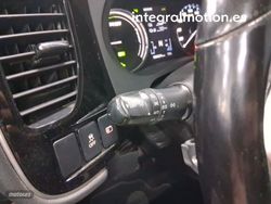 Mitsubishi Outlander 2.0 PHEV Kaiteki Auto 4WD - Miniatura 14