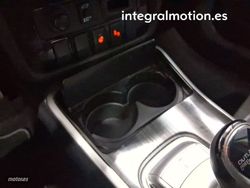 Mitsubishi Outlander 2.0 PHEV Kaiteki Auto 4WD - Miniatura 22