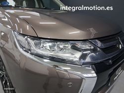 Mitsubishi Outlander 2.0 PHEV Kaiteki Auto 4WD - Miniatura 27