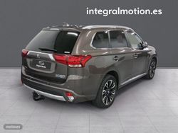 Mitsubishi Outlander 2.0 PHEV Kaiteki Auto 4WD - Miniatura 5