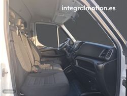 Iveco Daily 35C 16H 3750 - Miniatura 4