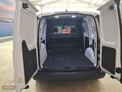Volkswagen Caddy Cargo 2.0 TDI furgón derivado de turismo - Miniatura 6