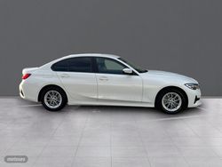 BMW Serie 3 318d Auto. - Miniatura 26