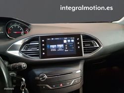 Peugeot 308 5p Allure 1.2 130 S&S - Miniatura 16