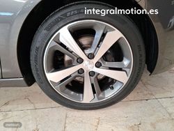 Peugeot 308 5p Allure 1.2 130 S&S - Miniatura 29