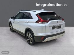 Mitsubishi Eclipse Cross PHEV Kaiteki 4WD - Miniatura 4