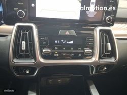 Kia Sorento 1.6 T-GDi PHEV Emotion 4x4 7pl - Miniatura 17