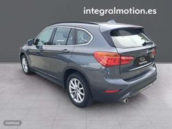 BMW X1 sDrive16d - Miniatura 4