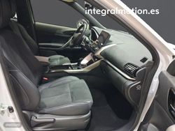 Mitsubishi Eclipse Cross PHEV Kaiteki 4WD - Miniatura 8