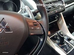 Mitsubishi Eclipse Cross PHEV Kaiteki 4WD - Miniatura 13