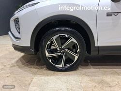 Mitsubishi Eclipse Cross PHEV Kaiteki 4WD - Miniatura 29