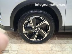 Mitsubishi Eclipse Cross PHEV Kaiteki 4WD - Miniatura 28