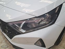 Hyundai i20 1.0 TGDI 74kW (100CV) 48V Essence - Miniatura 26