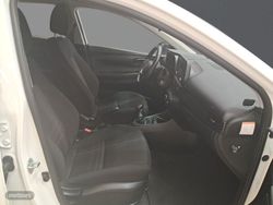 Hyundai i20 1.0 TGDI 74kW (100CV) 48V Essence - Miniatura 8