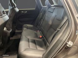 Volvo XC 60 2.0 D4 Momentum Pro Auto - Miniatura 10