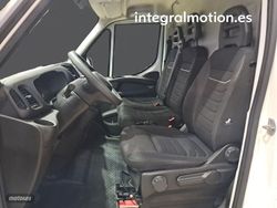 Iveco Daily 2.3 TD 35S 16 V L4H2 16 M3 - Miniatura 7
