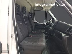 Iveco Daily 2.3 TD 35S 16 V L4H2 16 M3 - Miniatura 8
