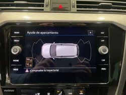 Volkswagen Passat Variant Executive 2.0 TDI 110kW DSG - Miniatura 16