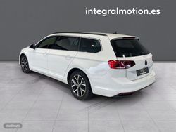 Volkswagen Passat Variant Executive 2.0 TDI 110kW DSG - Miniatura 4