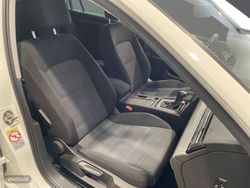 Volkswagen Passat Variant Executive 2.0 TDI 110kW DSG - Miniatura 9