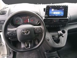 Toyota Proace City VAN FURGON 1.5D 100CV - Miniatura 8