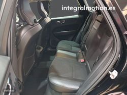 Volvo XC 60 2.0 B4 D AWD Momentum Pro Auto - Miniatura 10