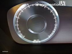 Volvo XC 60 2.0 B4 D AWD Momentum Pro Auto - Miniatura 8