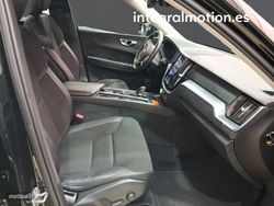 Volvo XC 60 2.0 B4 D AWD Momentum Pro Auto - Miniatura 9